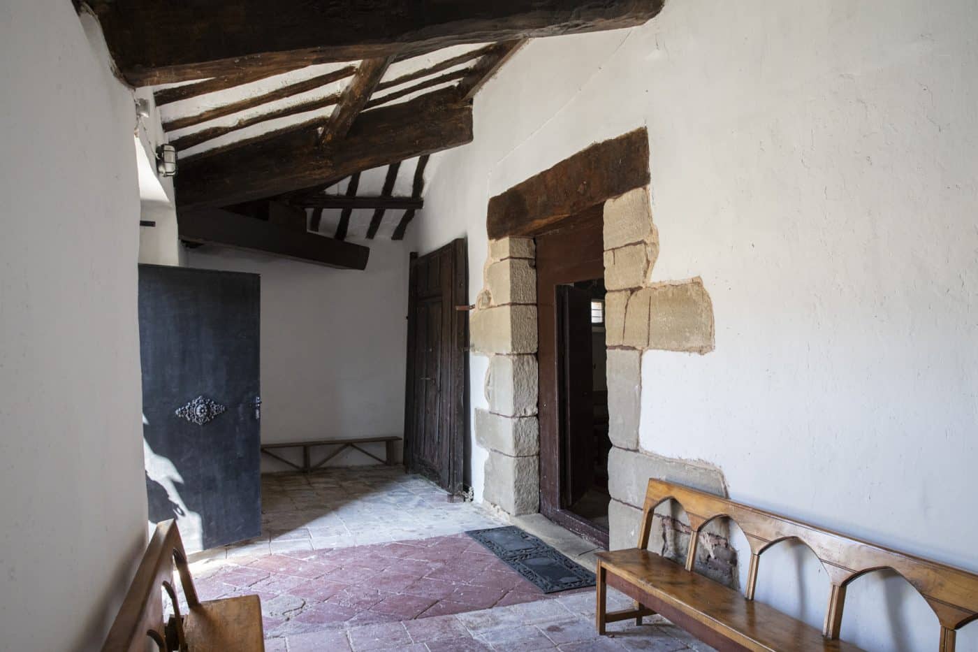 Finaliza la restauración del atrio de la iglesia de San Román de Morales tras una inversión de casi 50.000 euros 1 Finaliza la restauración del atrio de la iglesia de San Román de Morales tras una inversión de casi 50.000 euros 1