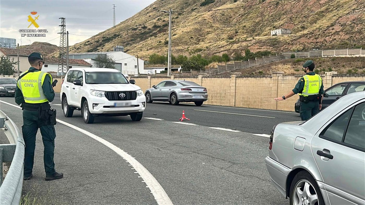 La Guardia Civil detecta a 133 conductores sin permiso al volante en La Rioja en los cinco primeros meses del año 1 La Guardia Civil detecta a 133 conductores sin permiso al volante en La Rioja en los cinco primeros meses del año 1
