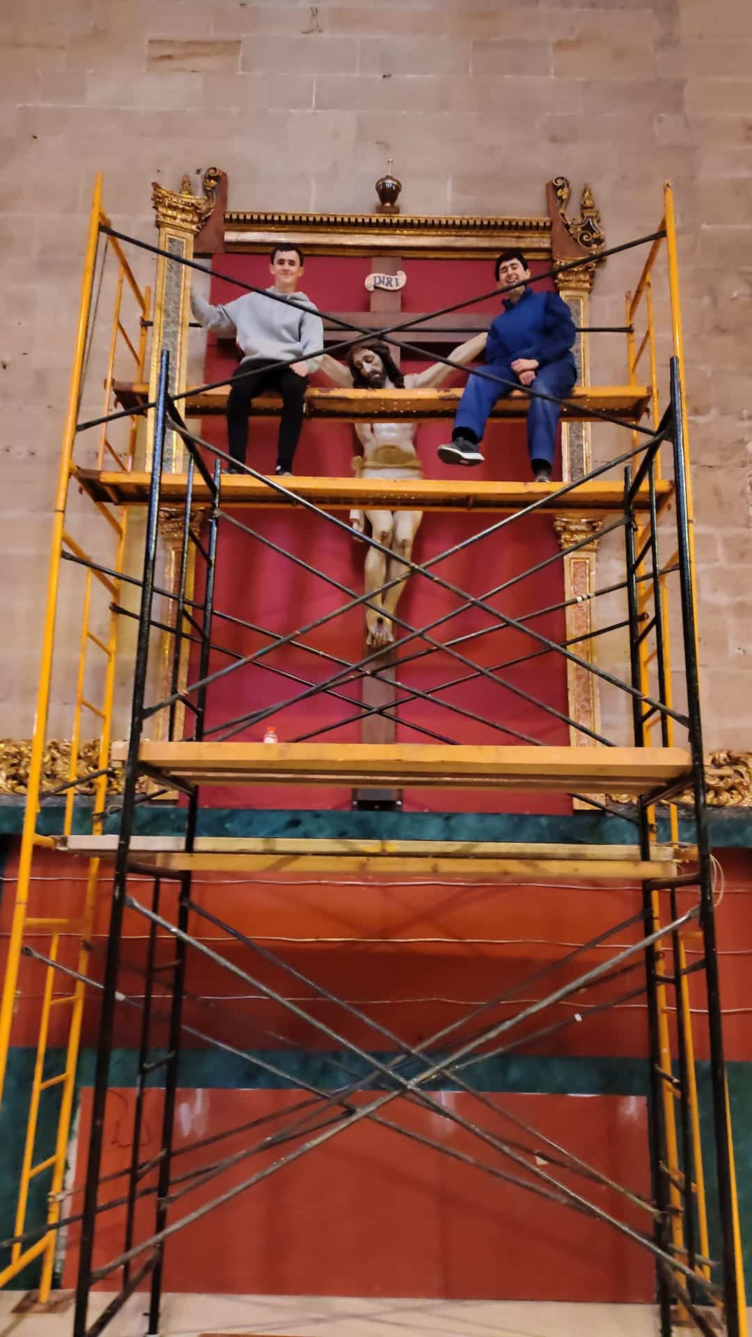 La parroquia de Santo Tomás de Haro inaugura el nuevo Retablo de la Sábana Santa tras más de seis meses de trabajo 2 La parroquia de Santo Tomás de Haro inaugura el nuevo Retablo de la Sábana Santa tras más de seis meses de trabajo 2