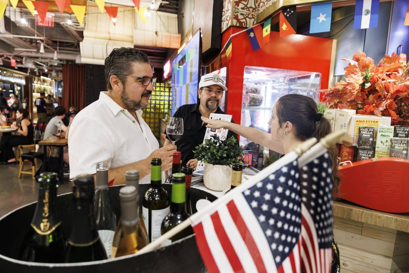 Rioja reúne a más de 8.000 aficionados en Nueva York para apoyar a la Selección Española durante el Mundial 1