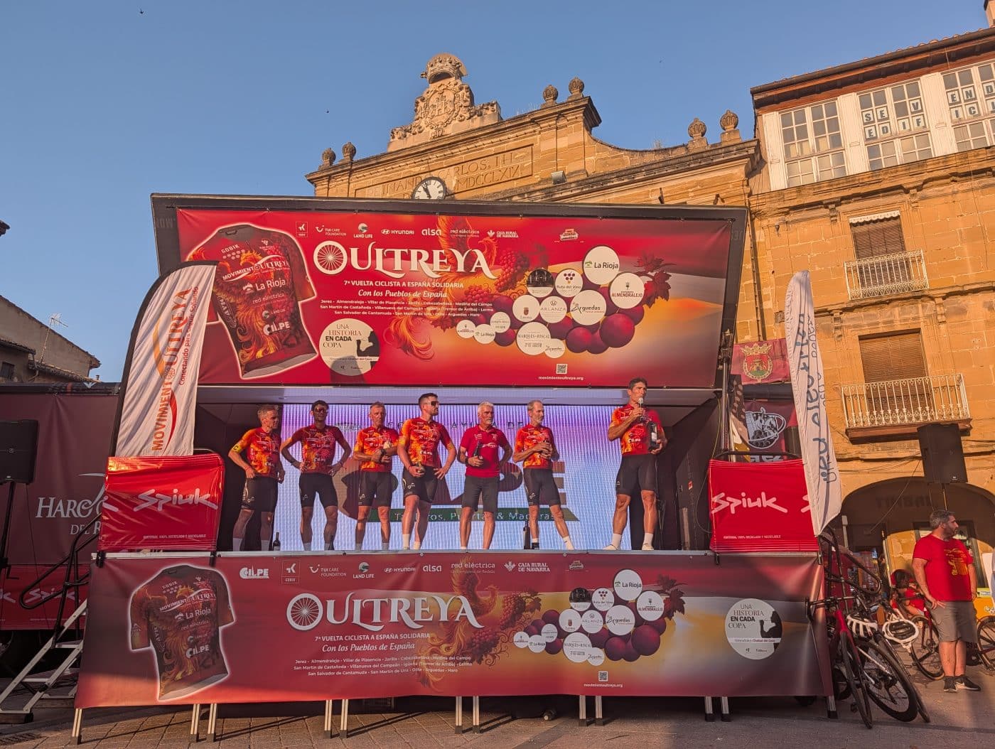 La VII Vuelta a España-Movimiento Ultreya culmina en Haro con una jornada festiva y 1.480 euros para la AD Toloño 9