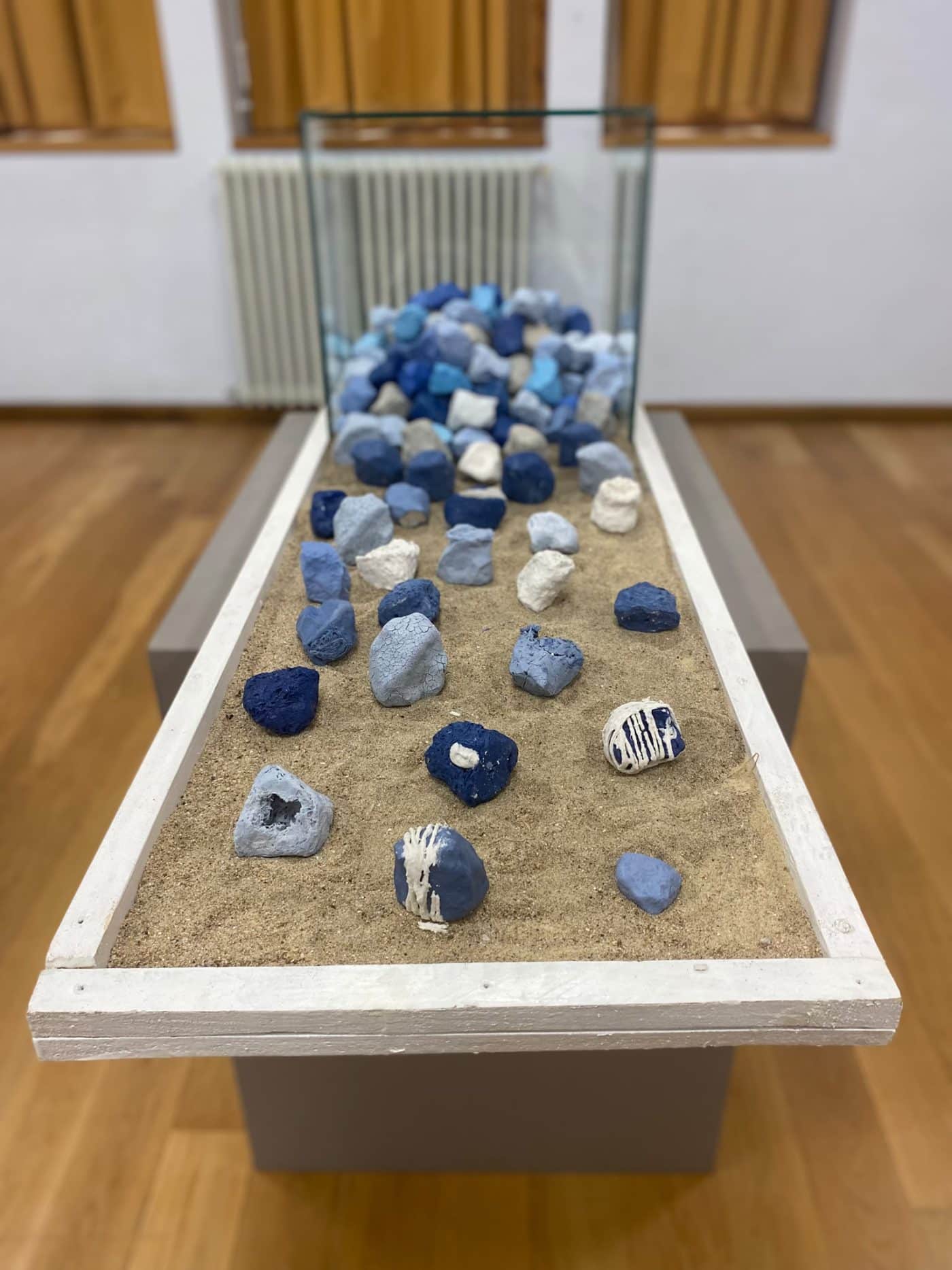 ‘Amalgama de azules’ reúne en Baños de Río Tobía la obra de once artistas 2