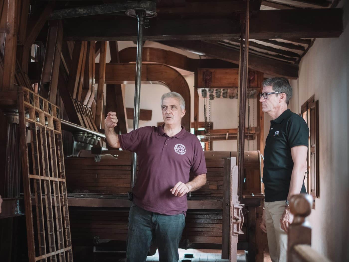 Capellán visita el complejo turístico Fábrica de Harinas La Gloria de San Millán de la Cogolla 2 Capellán visita el complejo turístico Fábrica de Harinas La Gloria de San Millán de la Cogolla 2