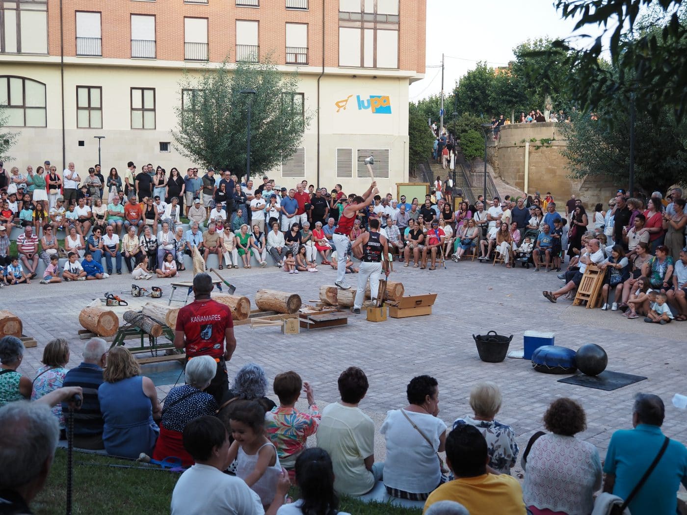 Casalarreina inaugura el nuevo Parque del Oja con una multitudinaria jornada de convivencia entre vecinos y veraneantes 9