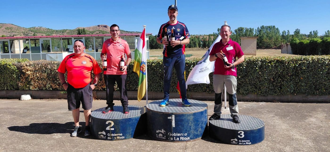 El Club de Tiro Rioja Alta abre la temporada en Haro con la prueba de hermanamiento 'Del Mazo a Zuazo' 3 El Club de Tiro Rioja Alta abre la temporada en Haro con la prueba de hermanamiento 'Del Mazo a Zuazo' 3