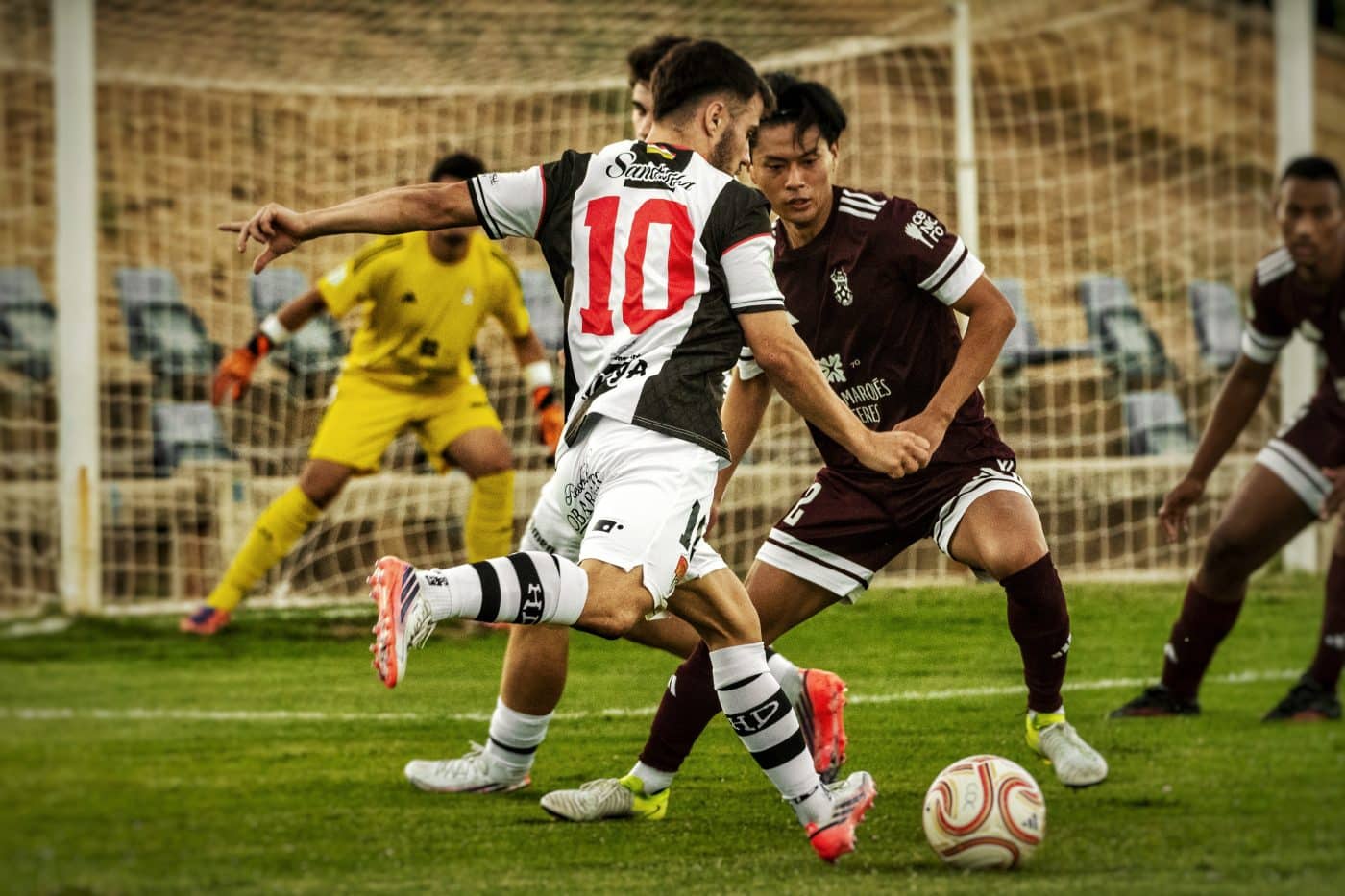 El Haro cierra la pretemporada con una abultada derrota en Cenicero 2