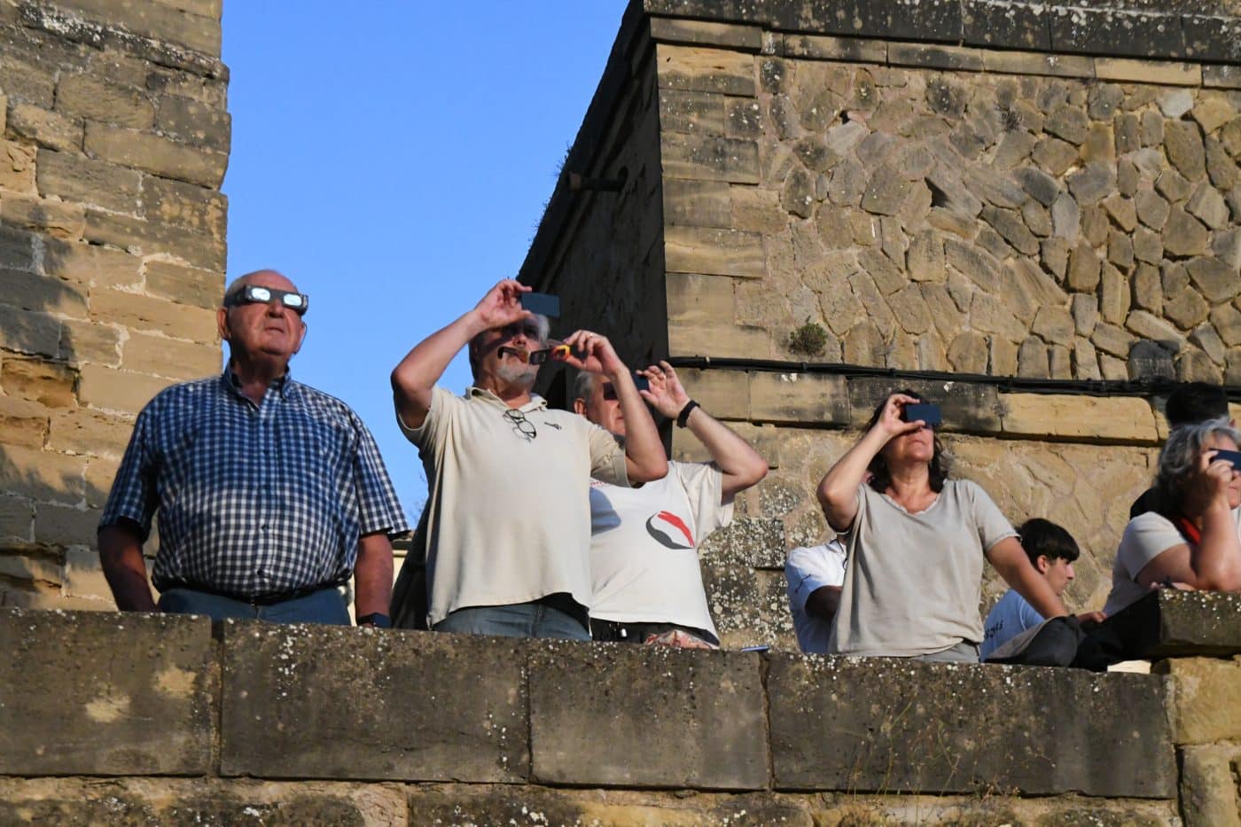 FOTOS: Briones y Haro vibran con el eclipse total en una jornada que ya forma parte de la historia 6