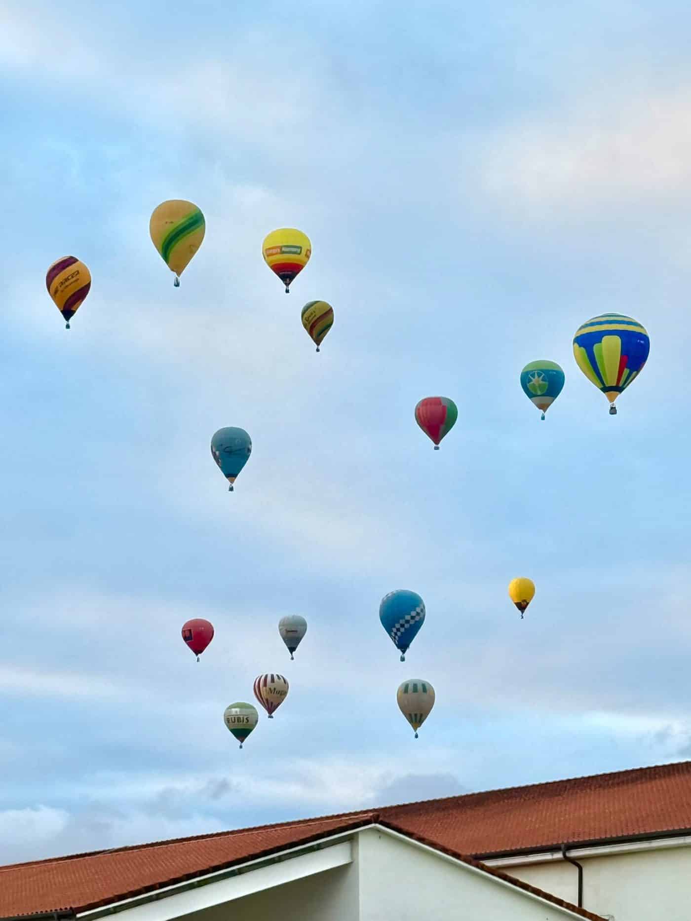 Haro vuelve a sentir el calor de los globos en la plaza de la Paz 3