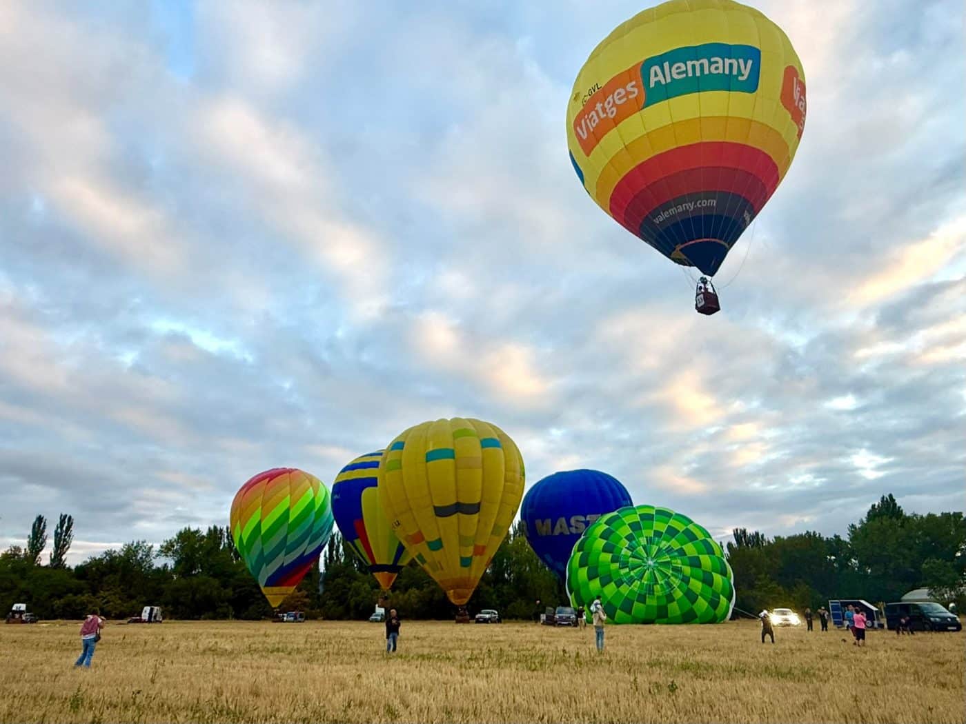 Haro vuelve a sentir el calor de los globos en la plaza de la Paz 5