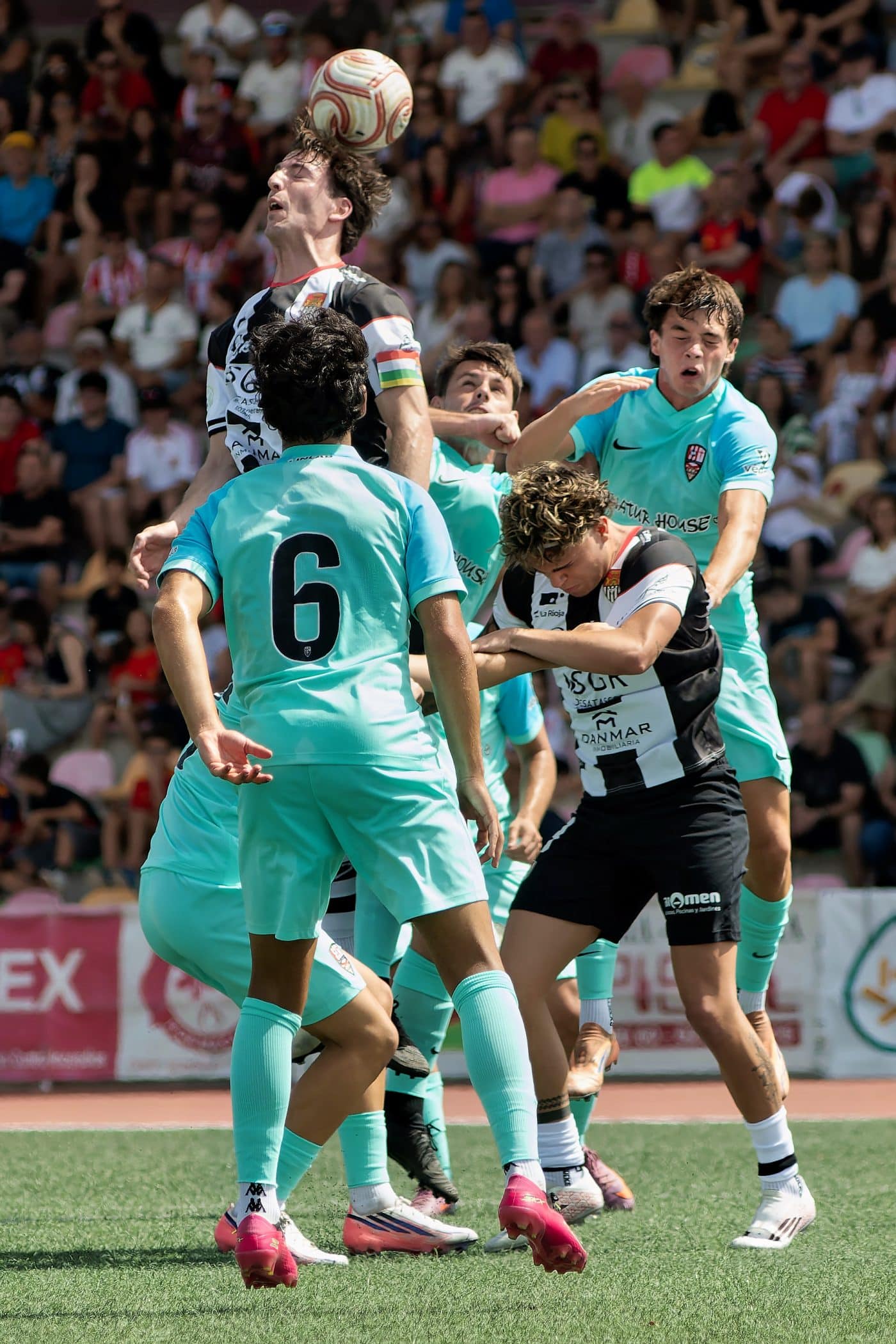 La UD Logroñés conquista el Trofeo Luis de la Fuente en una jornada de homenaje al seleccionador de Haro 5