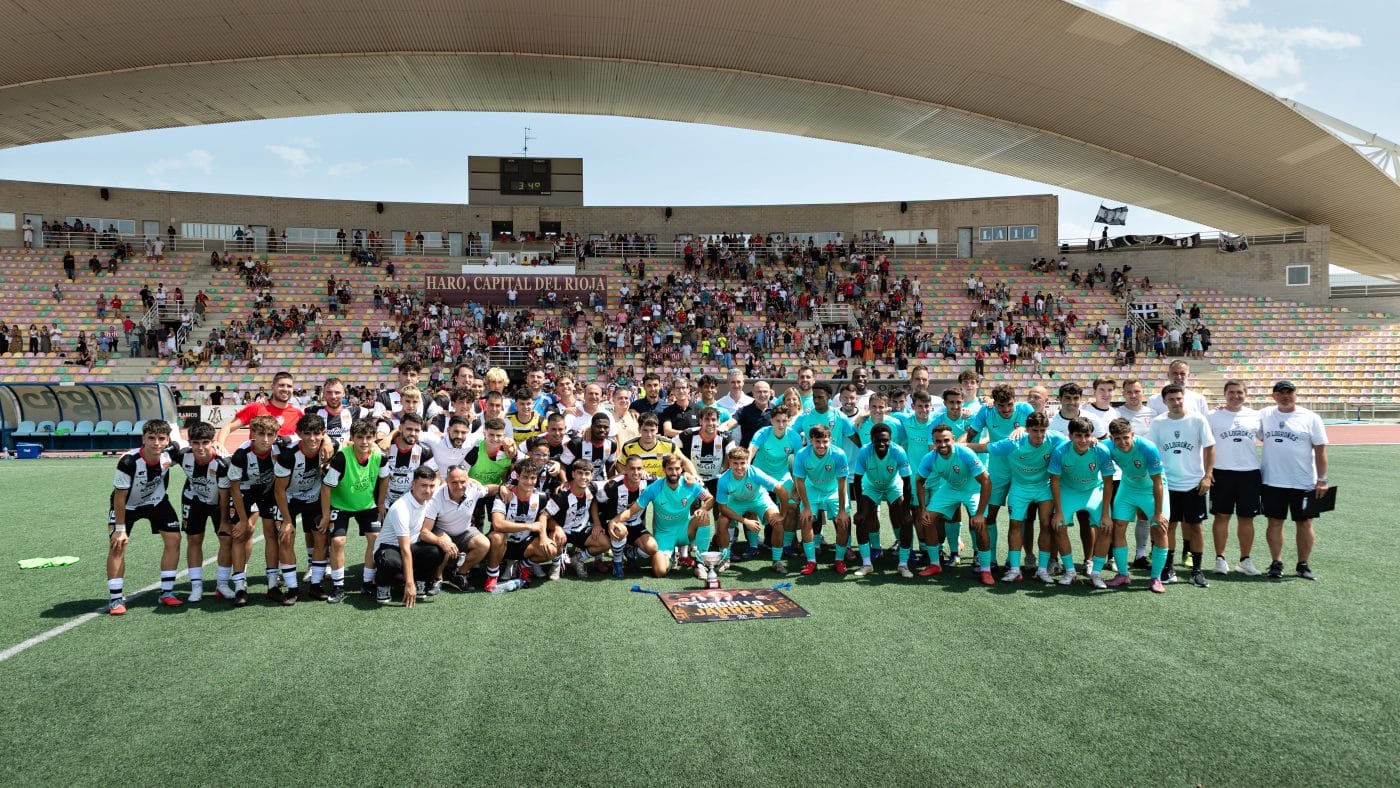 La UD Logroñés conquista el Trofeo Luis de la Fuente en una jornada de homenaje al seleccionador de Haro 2