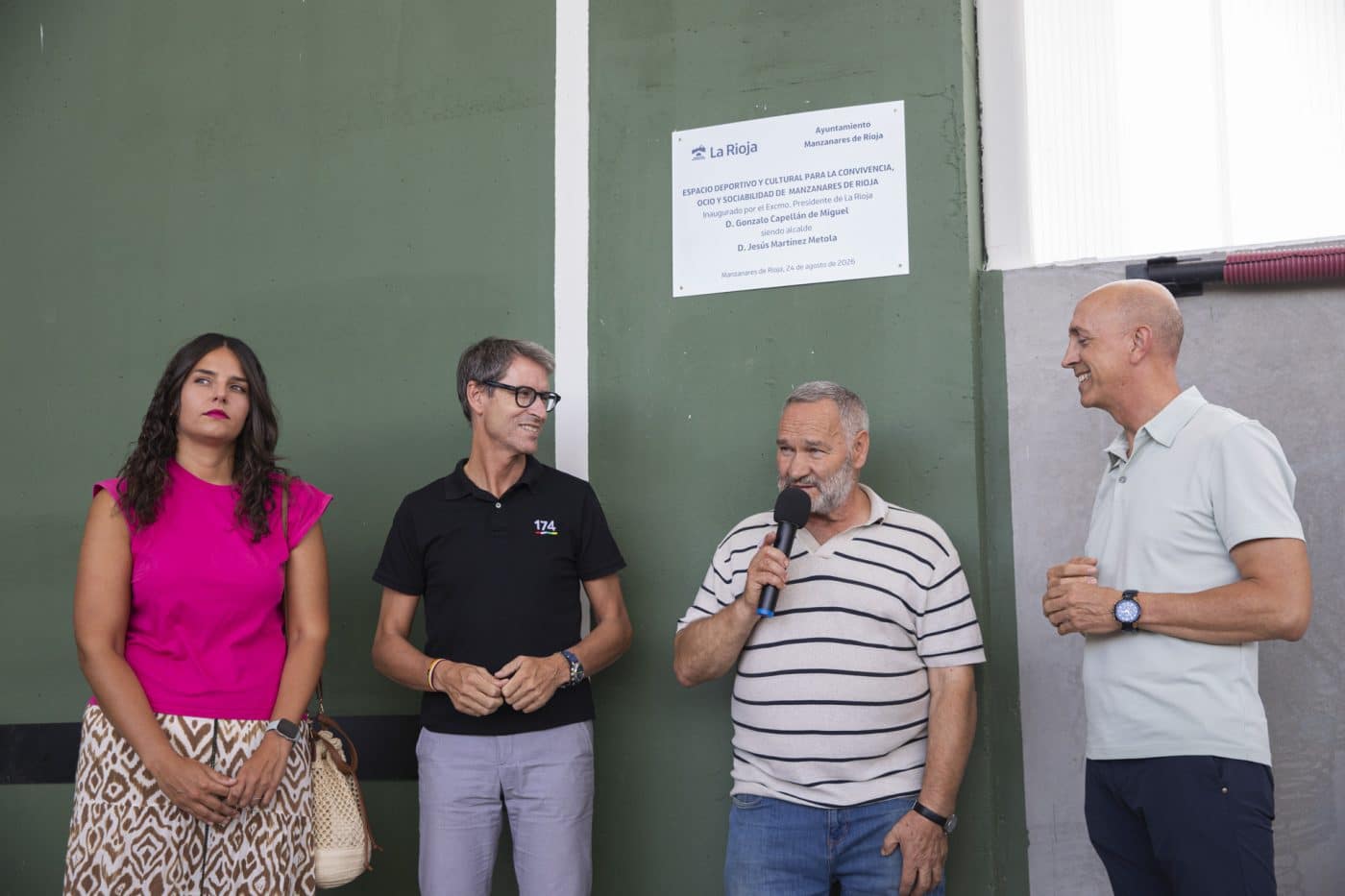 Manzanares de Rioja estrena la nueva cubierta de su frontón para convertirlo en un espacio de uso durante todo el año 7 Manzanares de Rioja estrena la nueva cubierta de su frontón para convertirlo en un espacio de uso durante todo el año 7