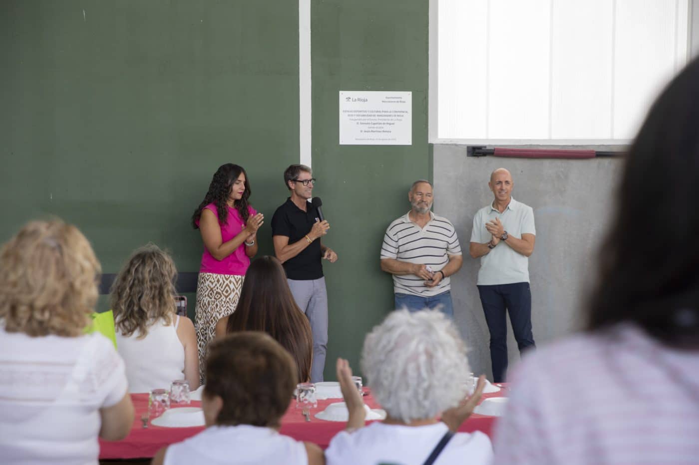 Manzanares de Rioja estrena la nueva cubierta de su frontón para convertirlo en un espacio de uso durante todo el año 3 Manzanares de Rioja estrena la nueva cubierta de su frontón para convertirlo en un espacio de uso durante todo el año 3