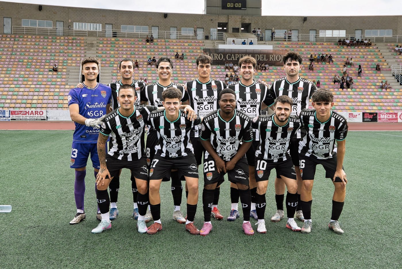 El Haro Deportivo arranca la pretemporada con victoria 12 El Haro Deportivo arranca la pretemporada con victoria 12