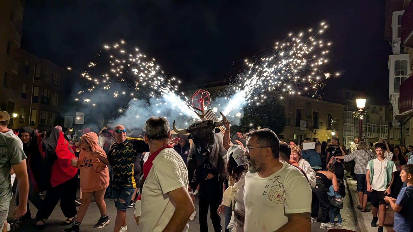 FOTOS: Haro despide las fiestas de la Vega al ritmo de la Jira 49