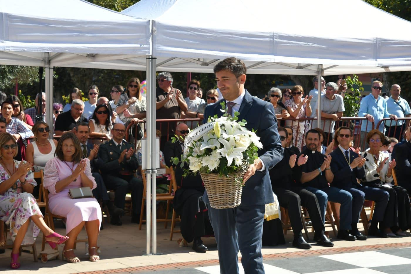 FOTOS: Haro cubre de flores a la Virgen de la Vega en su día grande 41