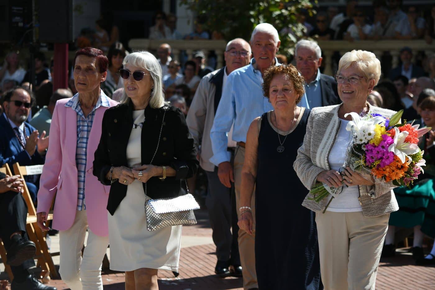 FOTOS: Haro cubre de flores a la Virgen de la Vega en su día grande 3