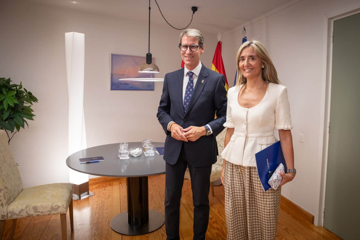 Capellán reivindicará ante Sánchez los compromisos pendientes del Estado con La Rioja 1