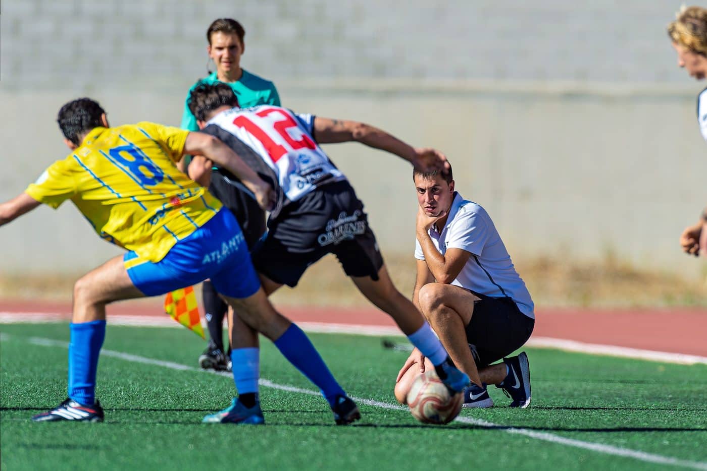 El Haro Deportivo se estrena en el Luis de la Fuente con un triunfo de locura ante el Calasancio 12