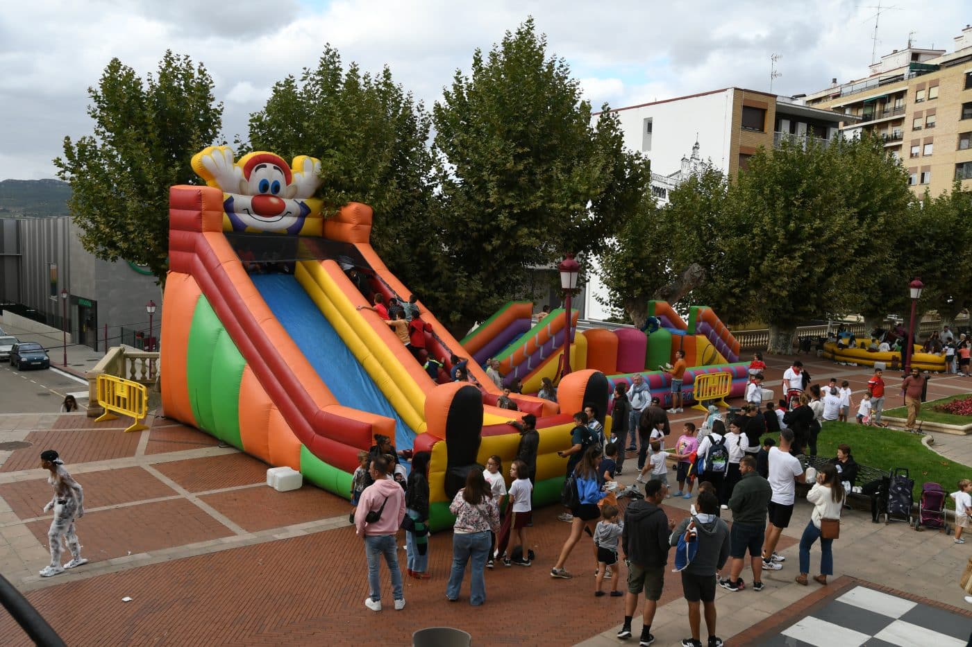 FOTOS: Del cole al gran patio de recreo de las fiestas de Haro 42