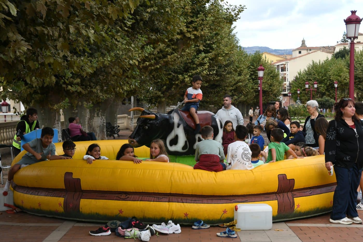 FOTOS: Del cole al gran patio de recreo de las fiestas de Haro 30