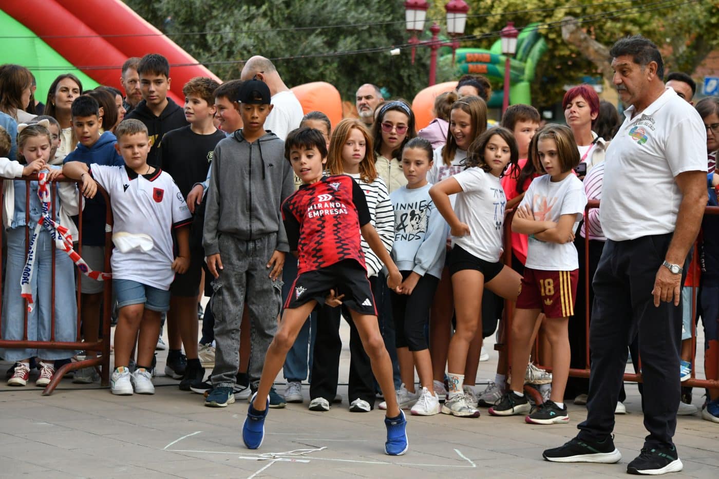 FOTOS: Del cole al gran patio de recreo de las fiestas de Haro 28