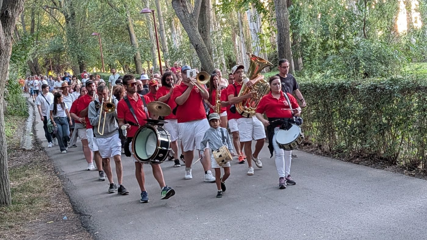 FOTOS: Haro despide las fiestas de la Vega al ritmo de la Jira 41