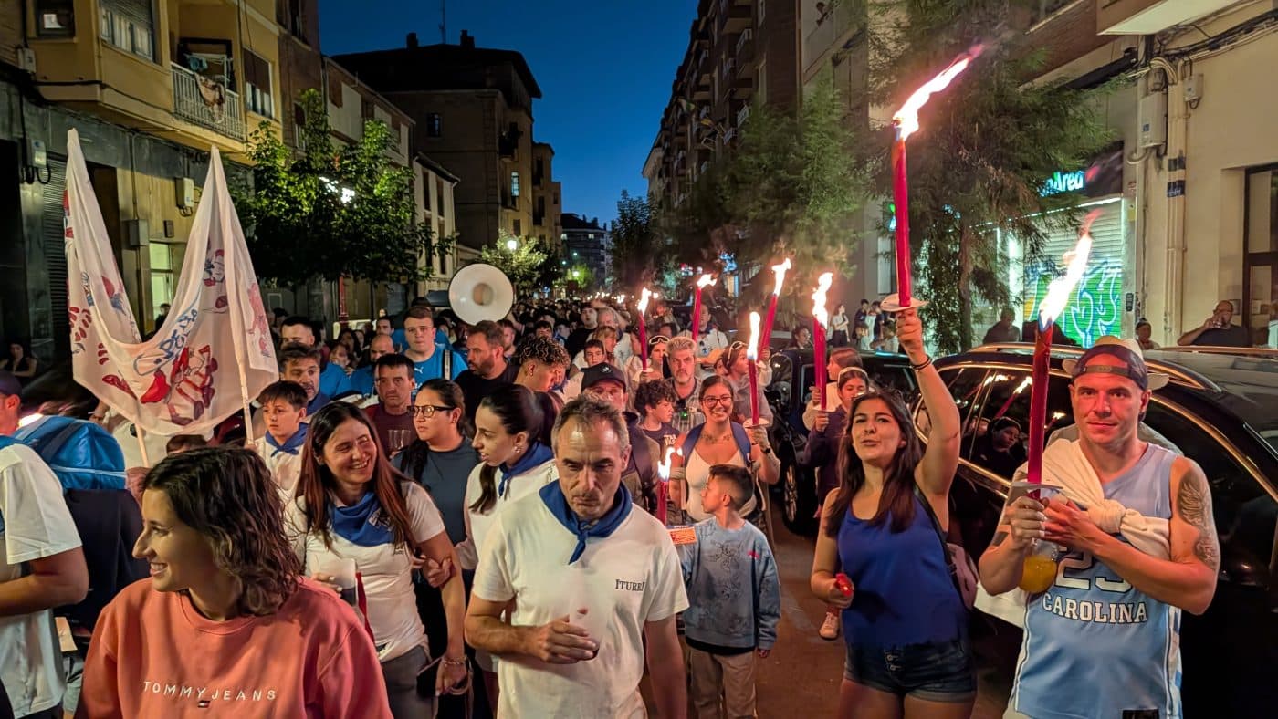 FOTOS: Haro despide las fiestas de la Vega al ritmo de la Jira 8