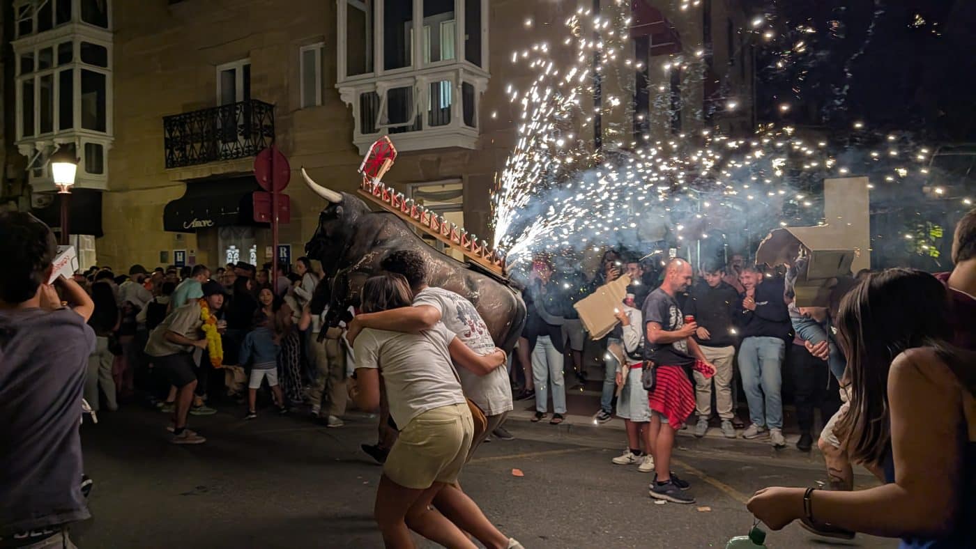 FOTOS: Haro despide las fiestas de la Vega al ritmo de la Jira 9