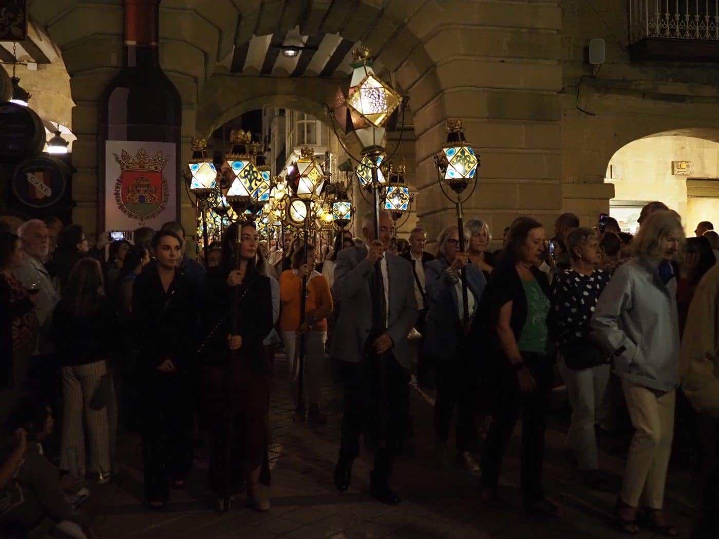 FOTOS: Haro se ilumina con su tradicional Rosario de Faroles 2