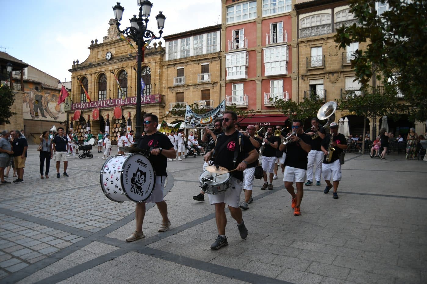 FOTOS: Tradición, calor y fiesta en el Primer Domingo de Septiembre en los Riscos de Bilibio 22