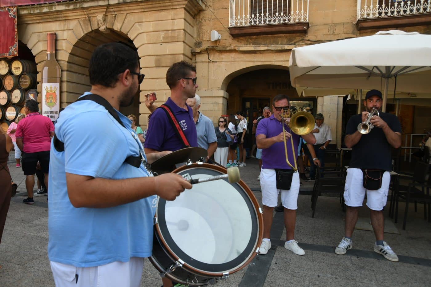 Haro da la bienvenida a sus fiestas entre cohetes y homenajes 38