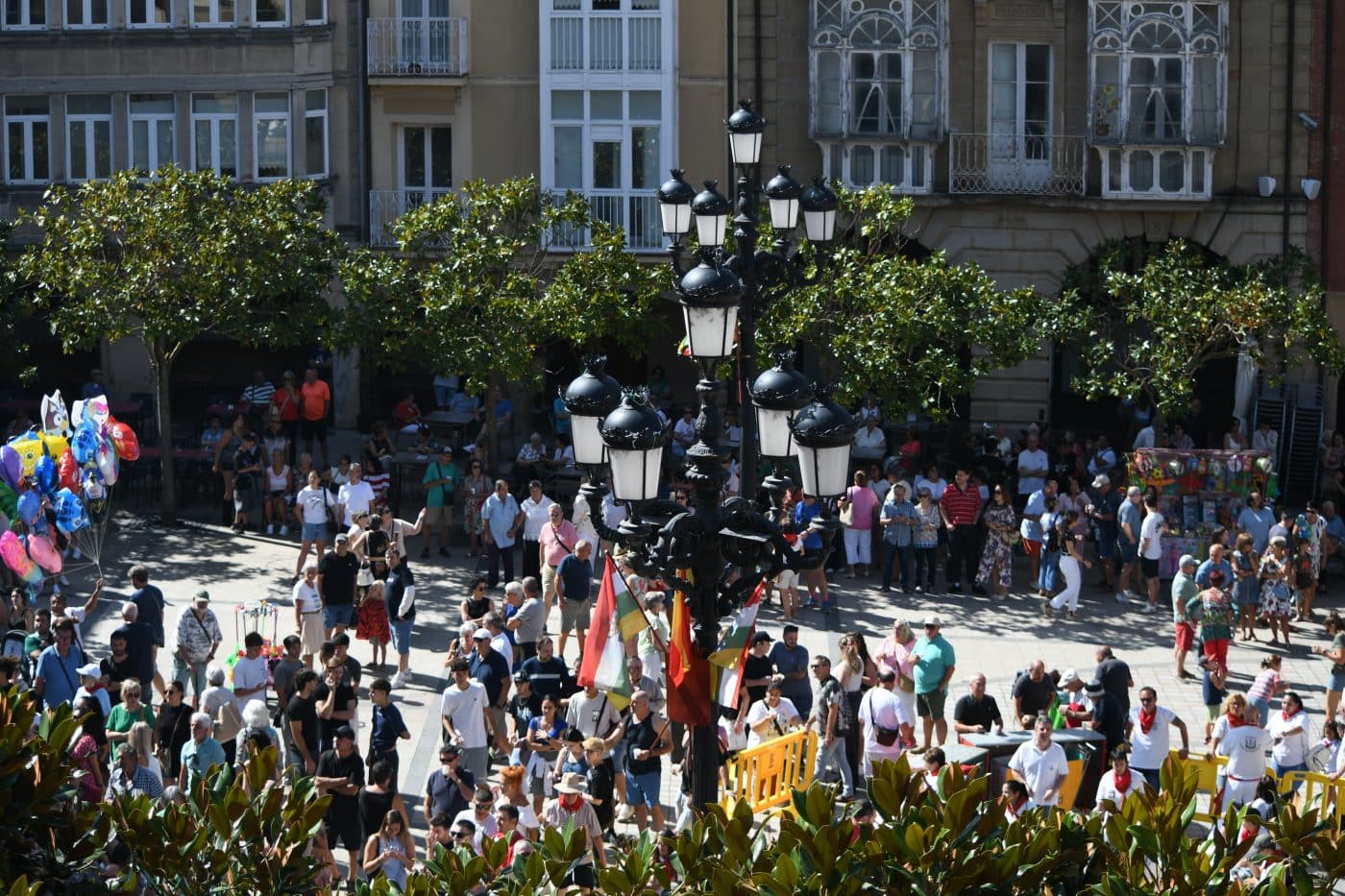 Haro da la bienvenida a sus fiestas entre cohetes y homenajes 5