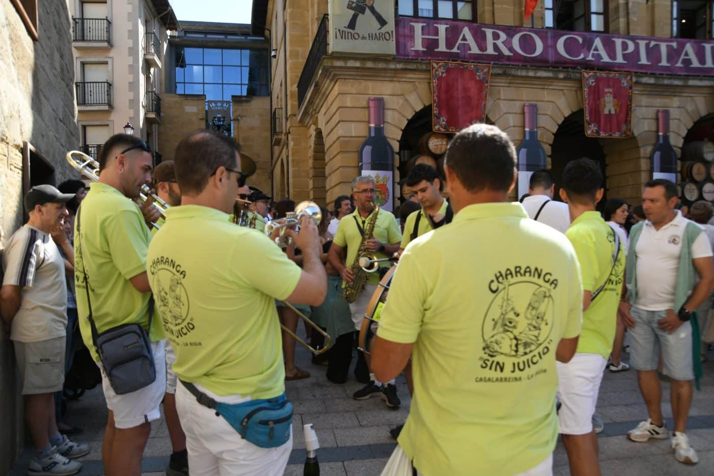 Haro da la bienvenida a sus fiestas entre cohetes y homenajes 2