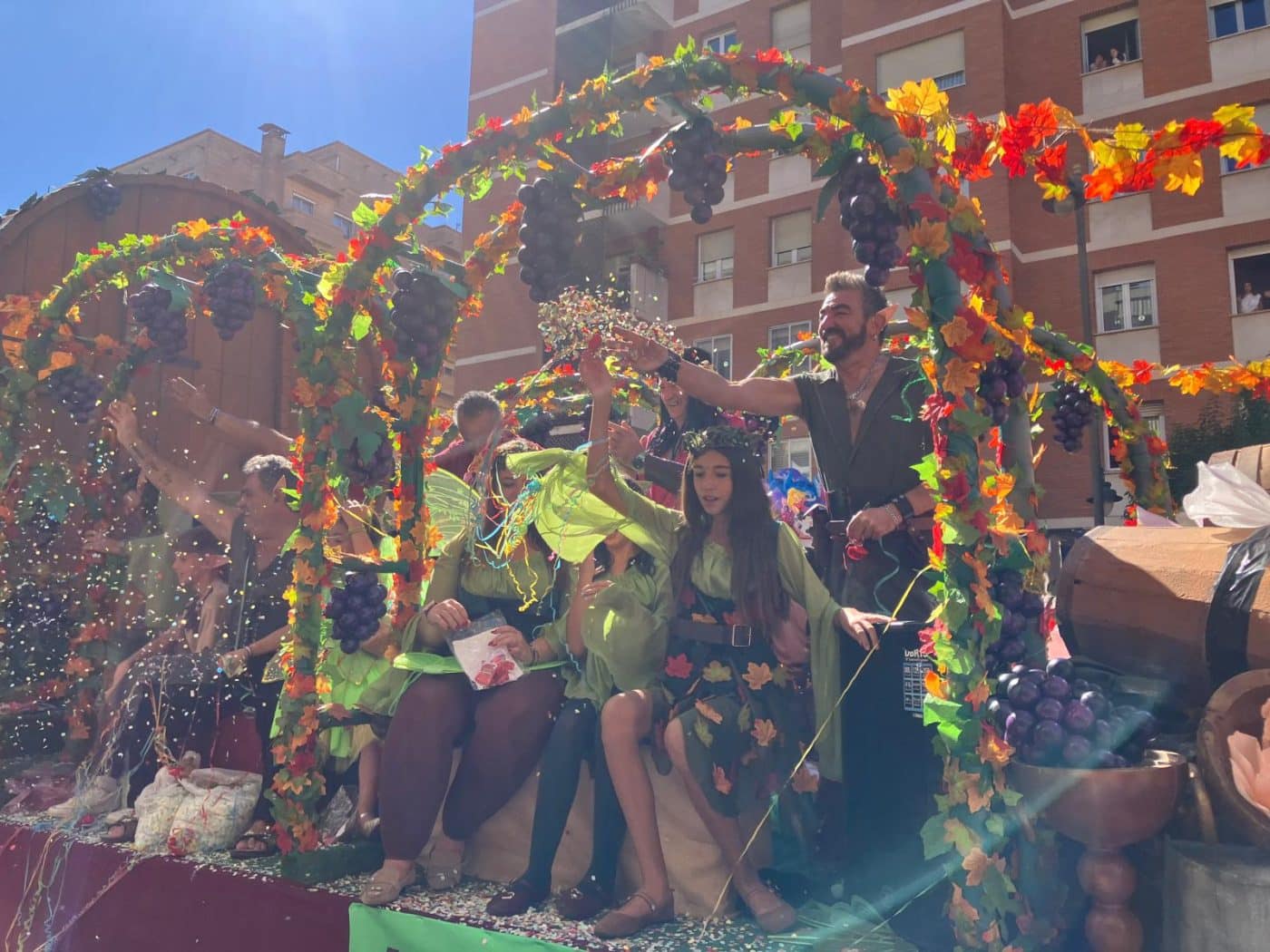 Haro se lleva el tercer premio en el desfile de carrozas de las fiestas de San Mateo 1 Haro se lleva el tercer premio en el desfile de carrozas de las fiestas de San Mateo 1
