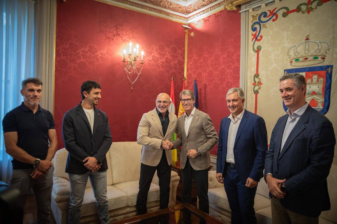 Luis de la Fuente dará nombre al Palacio de los Deportes y será Riojano Ilustre 2027 3