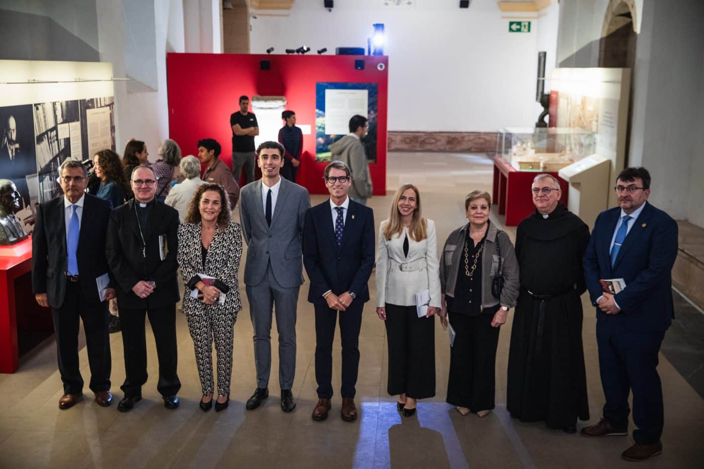 Yuso recorre la historia del español en ‘AutorIA’ y recupera 63 años después la Virgen de la Manzana 5 Yuso recorre la historia del español en ‘AutorIA’ y recupera 63 años después la Virgen de la Manzana 5