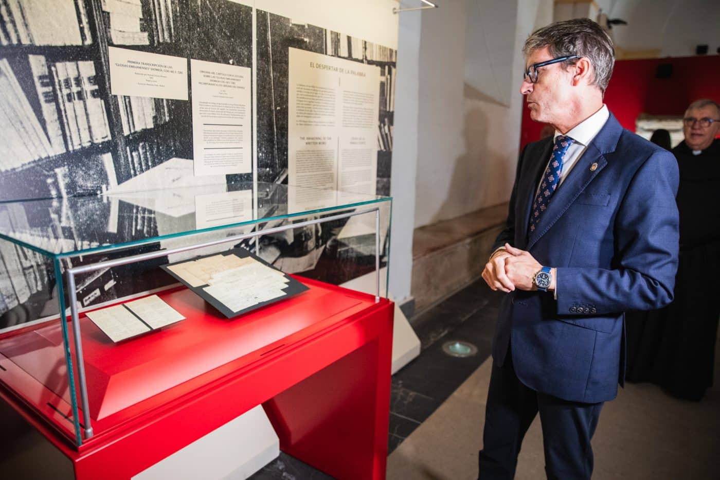 Yuso recorre la historia del español en ‘AutorIA’ y recupera 63 años después la Virgen de la Manzana 3 Yuso recorre la historia del español en ‘AutorIA’ y recupera 63 años después la Virgen de la Manzana 3