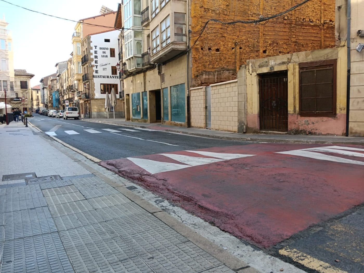 El PSOE de Haro cuestiona la instalación de un badén en la calle Lucrecia Arana por la ausencia de un informe de la Policía Local 3
