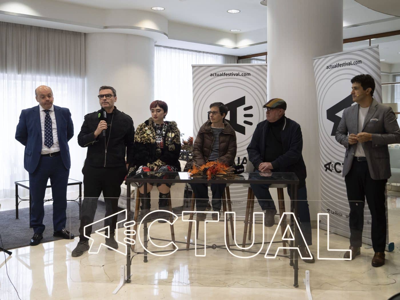 José Uríszar, uno de los seis artistas seleccionados para participar en la segunda edición de 'Hotel Actual' 1 José Uríszar, uno de los seis artistas seleccionados para participar en la segunda edición de 'Hotel Actual' 1