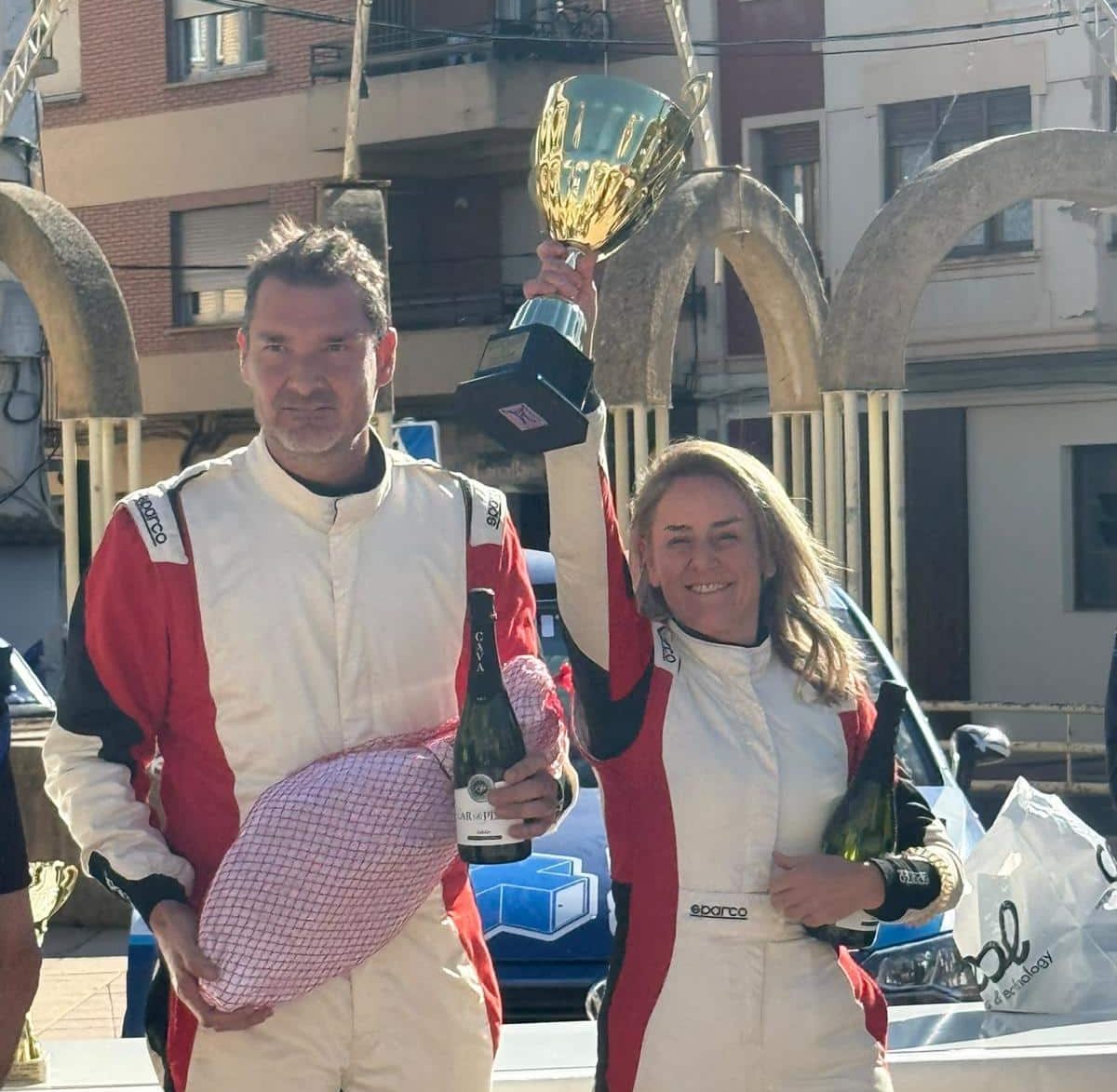 Álvaro Tecedor y Adelaida Alútiz se imponen en el Tramo de Entrena y se acercan al título regional 1