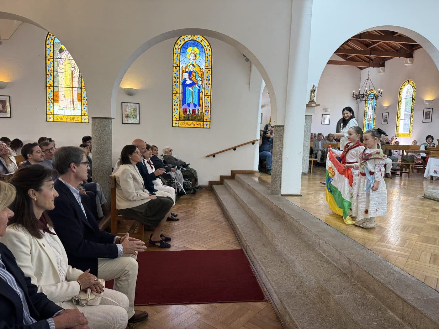 Capellán inicia en Chile su viaje institucional con la celebración de San Mateo 5