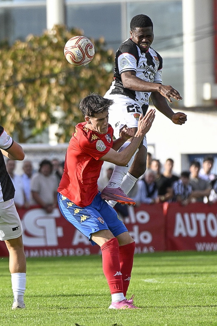 El Haro Deportivo pierde su imbatibilidad con una dura derrota en Calahorra 7