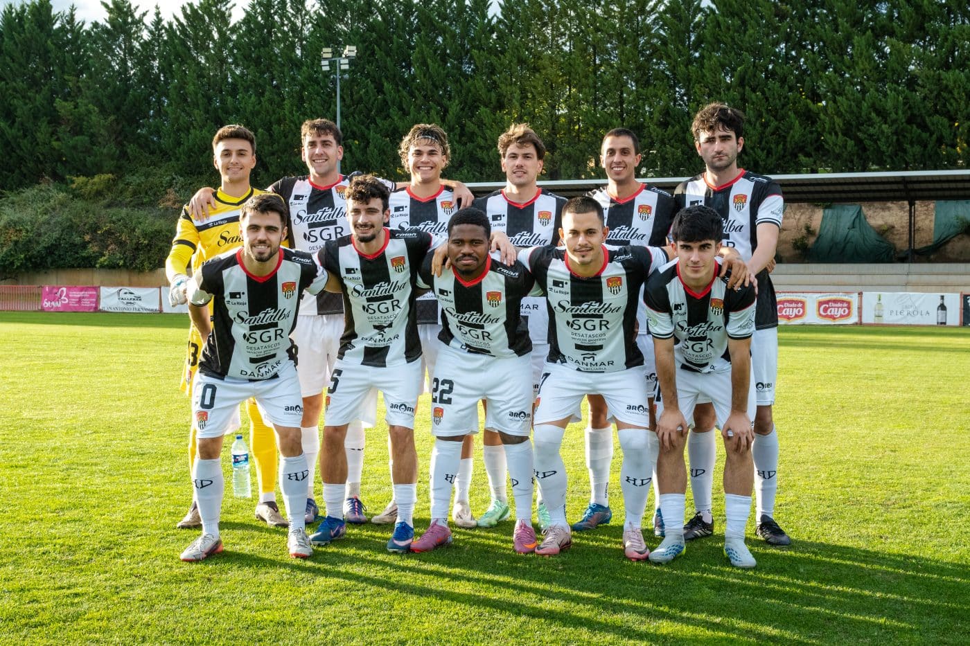 El Haro Deportivo remonta en Viana y mantiene el liderato 5